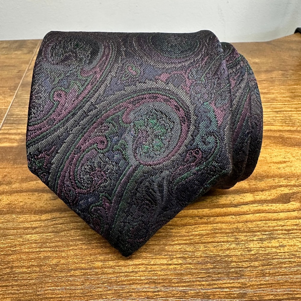 Etro Milano Mens Silk Tie Purple Green Black Paisley Jacquard Hand Made Italy